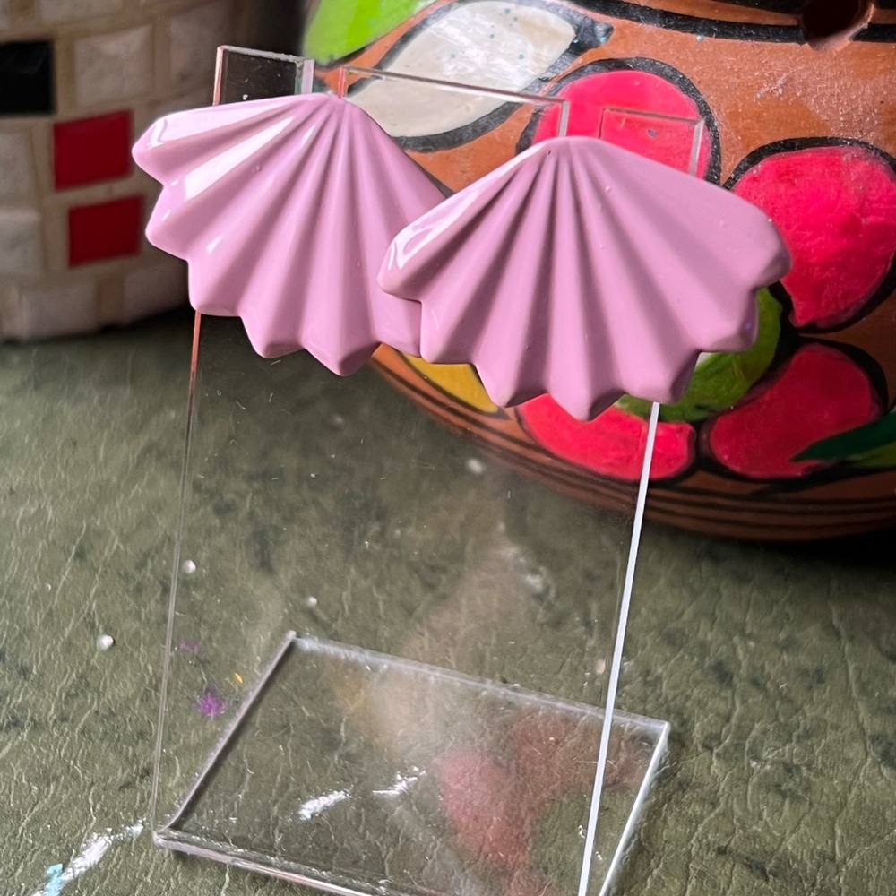 Retro Pink Metal Earrings